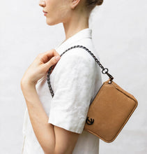 Load image into Gallery viewer, MINI POCHETTE CAPPUCCINO
